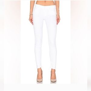 MOTHER THE LOOKER WHITE JEAN SZ 26.   NWOT